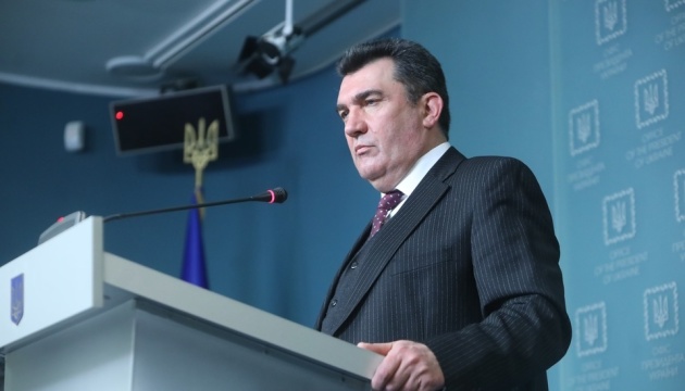 Польща допоможе Україні у протидії фейкам