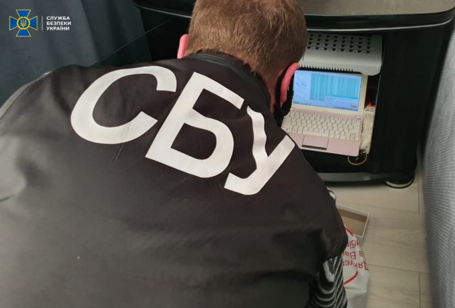 СБУ ліквідувала ботоферму, яку фінансували з РФ