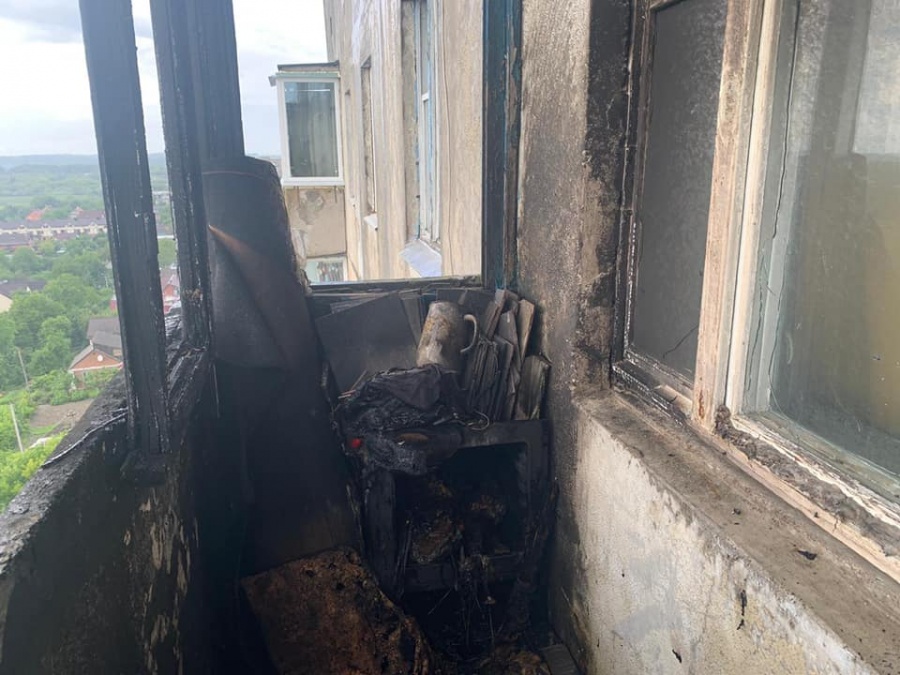 У Рівному горів балкон в багатоповерхівці