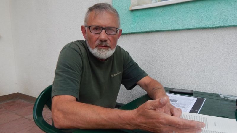 Волинська трагедія: "поляки вбили півродини мого діда, а півродини врятували"