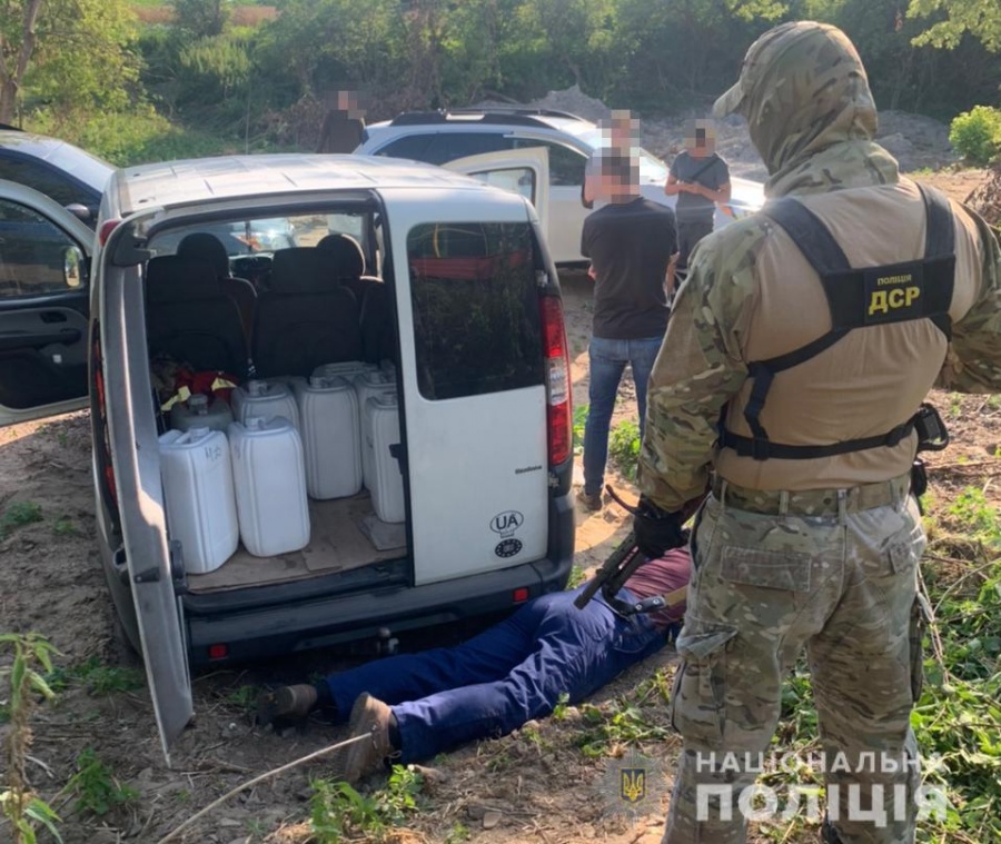 Рівненські поліцейські затримали п’ятьох працівників локомотивного депо