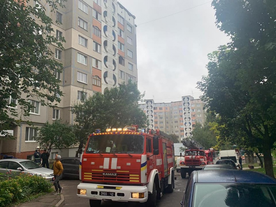 Пожежна не могла дістатися до місця виклику через несвідомих водіїв
