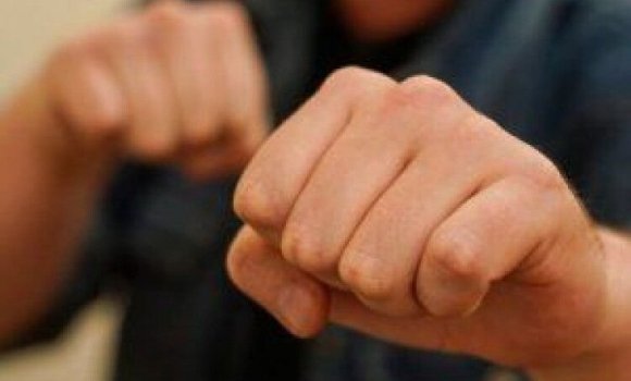 Поліцейські встановлюють причетних до вчиненого у Млинові хуліганства