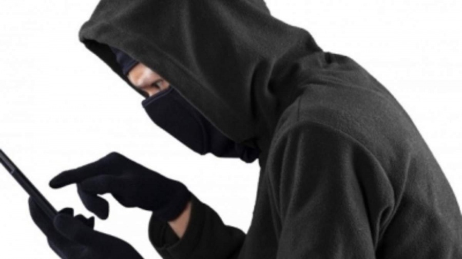 3 тисячі доларів віддала рівнянка шахраям за «порятунок» дочки