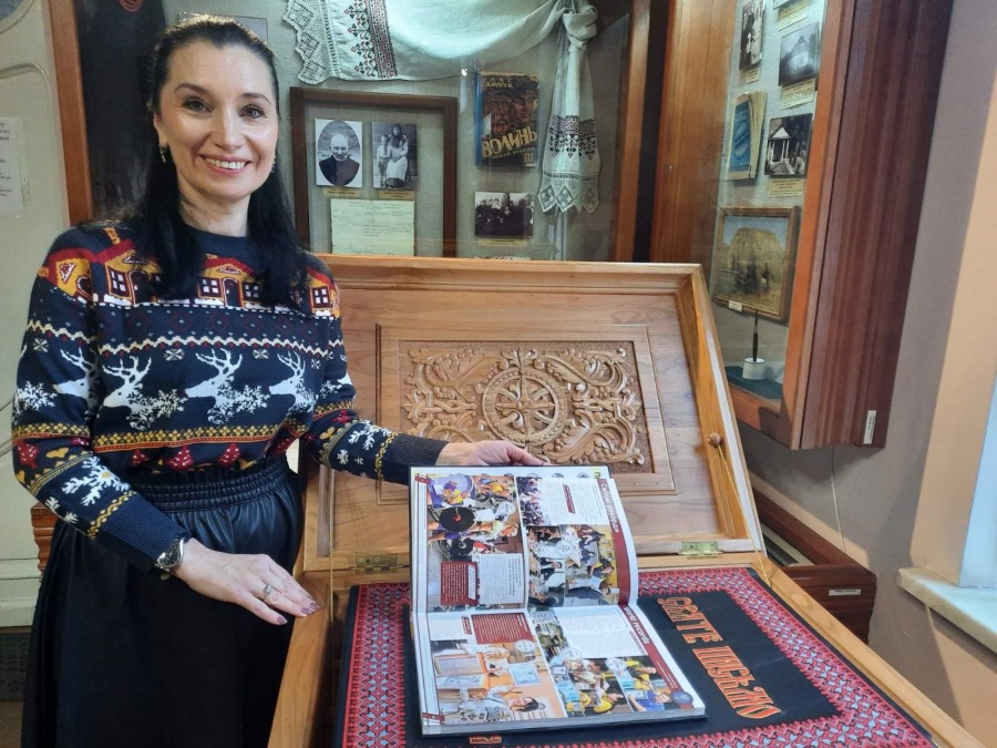 Вишите Євангеліє рівненської майстрині стало світовим рекордом