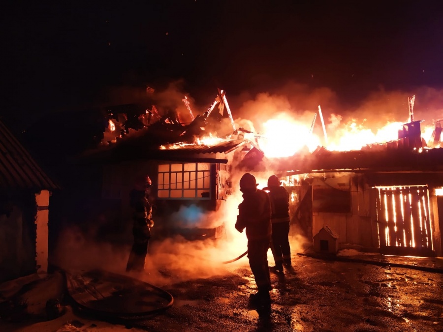 У Дубровиці двічі за добу горіли приватні господарства