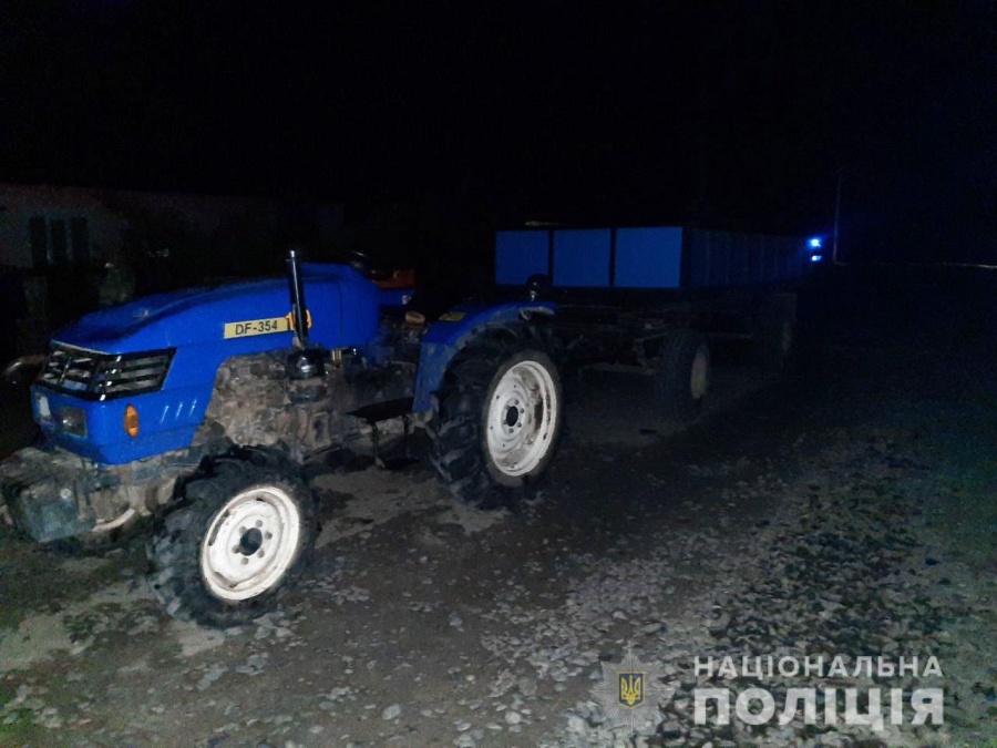 У Вараському районі чоловік ненароком переїхав трактором свого 4-річного сина