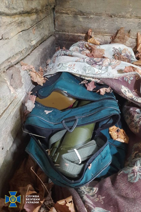 Тайник з боєприпасами виявила СБУ на Рівненщині біля кордону з білорусією