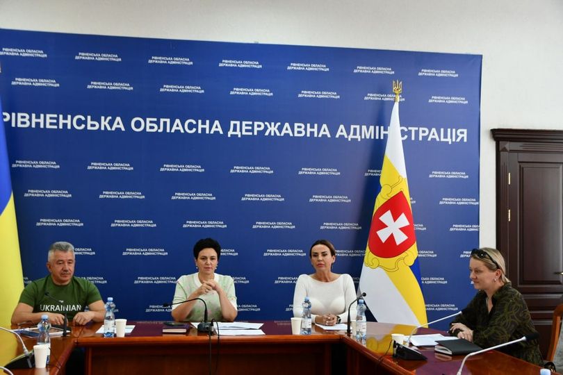 У Рівненській ОВА обговорили розміщення внутрішньо переміщених осіб у закладах освіти