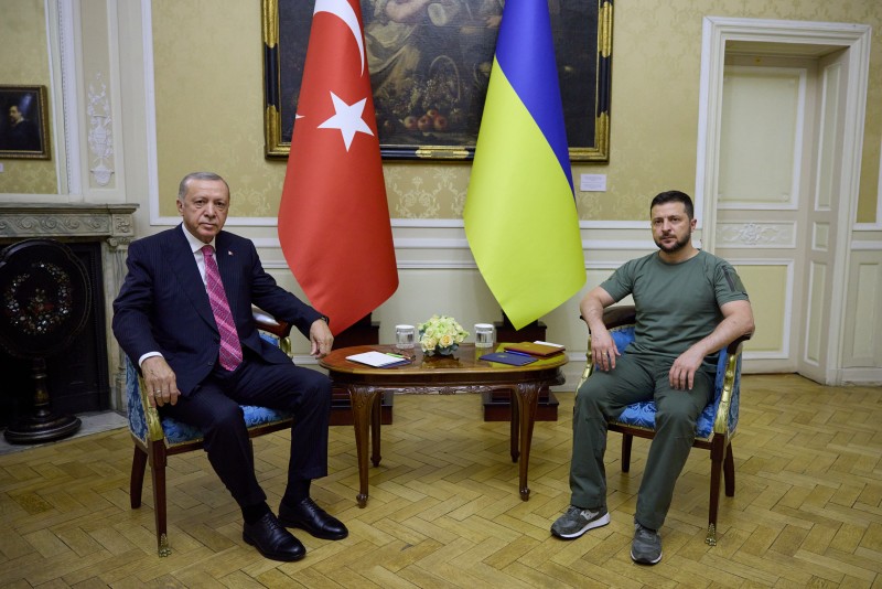 Володимир Зеленський зустрівся з Президентом Туреччини у Львові