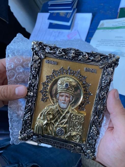 В сім'ї не без виродка, або як "священнослужителі" РПЦ обкрадають Лавру