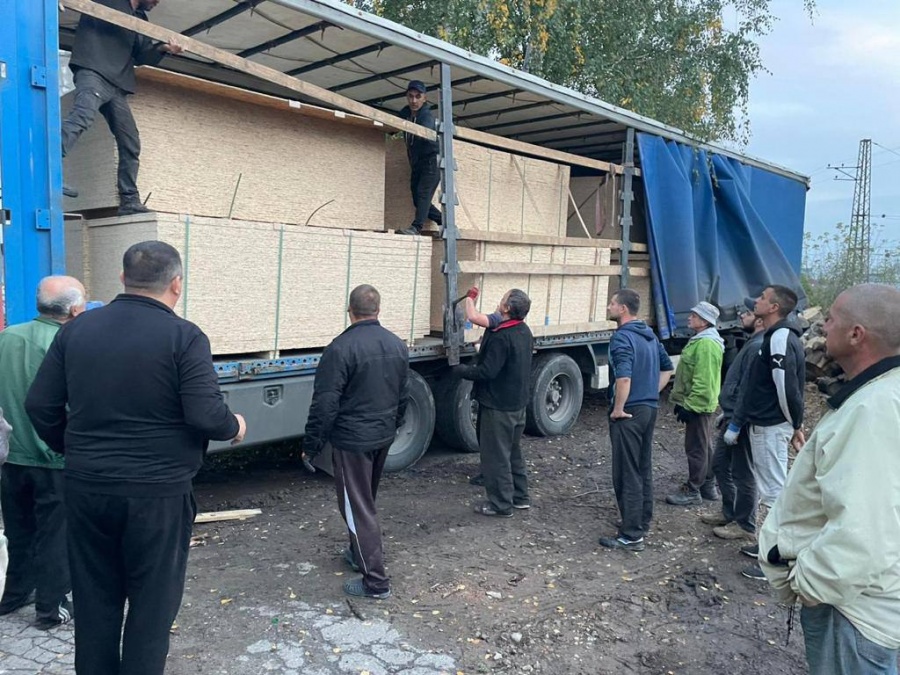 Рівненщина продовжує підтримувати постраждалі регіони