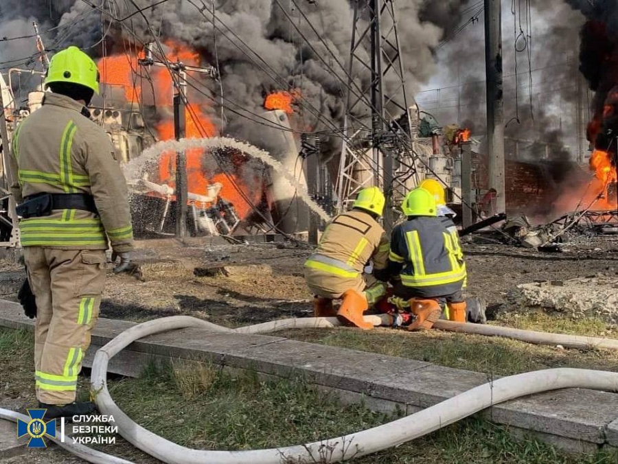 СБУ розпочала два кримінальні провадження за фактом обстрілу критичної  інфраструктури на Рівненщині
