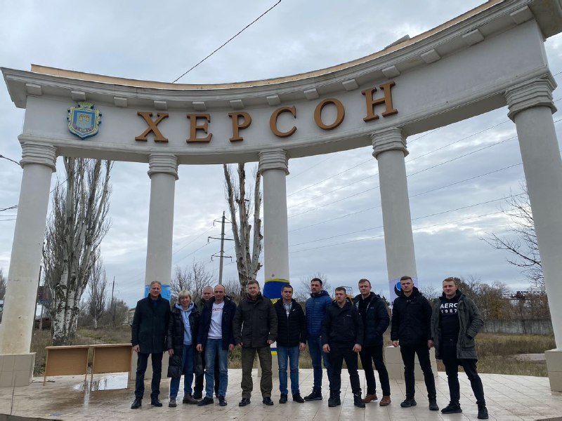 «Нам варто вчитися жити у херсонців»: Віталій Коваль поділився враженнями від поїздки на Херсонщину