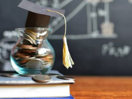 8 студентів Рівненщини отримуватимуть академічні стипендії