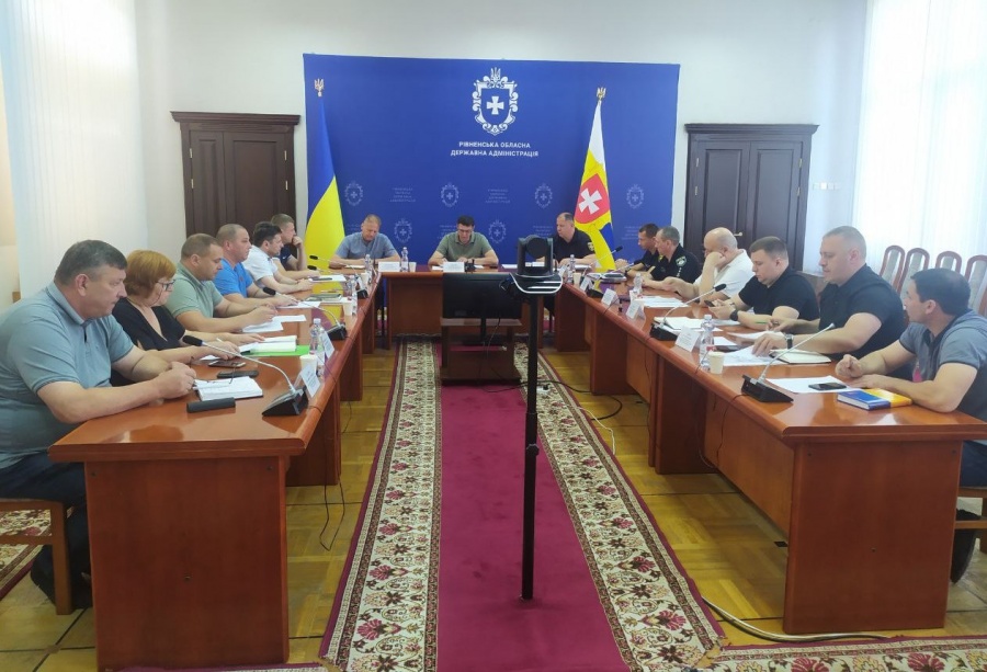 Через спеку на Рівненщині зберігається ризик виникнення пожеж
