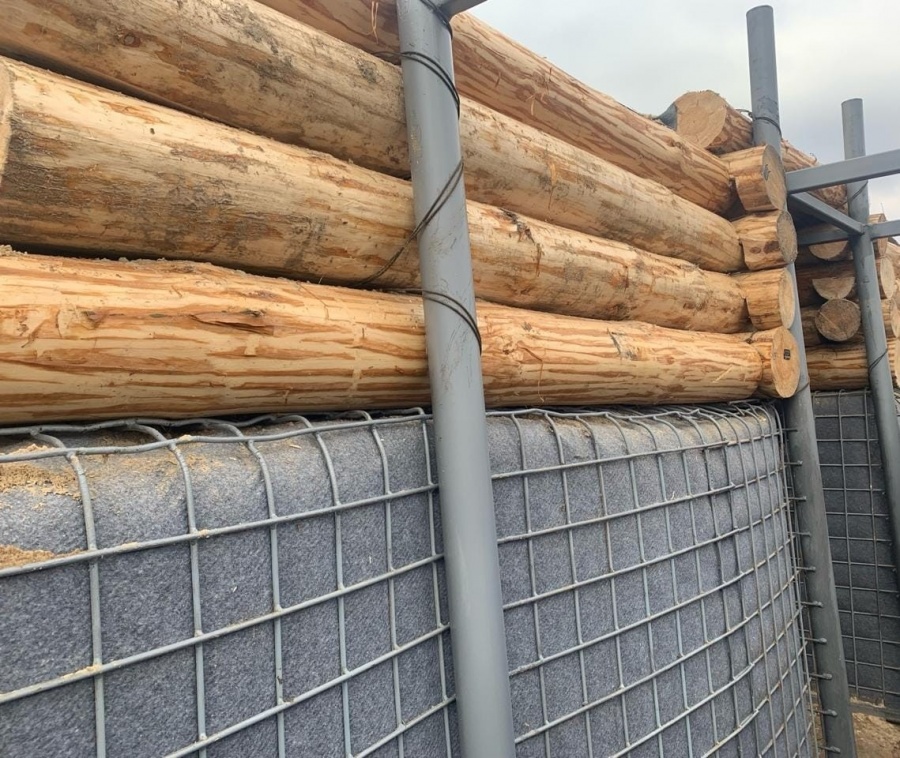 На Рівненщині поблизу кордону будують невибухові загородження