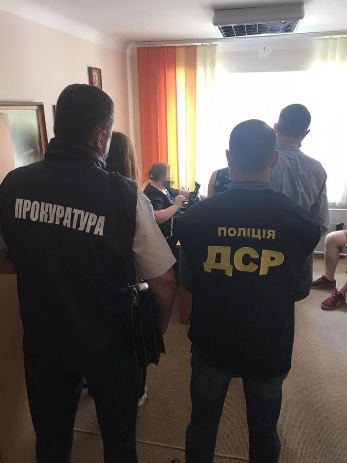 У Рівному викрили на хабарі викладачку одного з ВНЗ