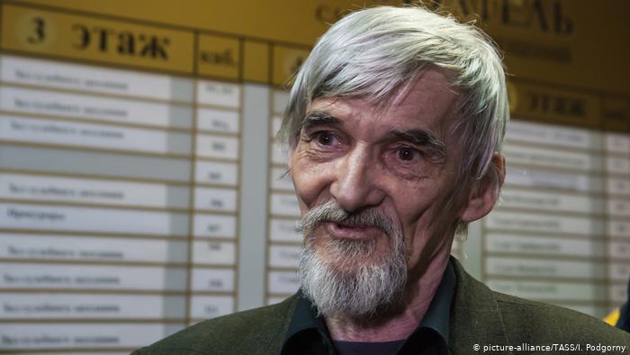 У Росії засудили дослідника сталінських репресій