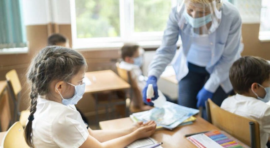 Канікули або дистанційне навчання пропонують школам Рівненщини