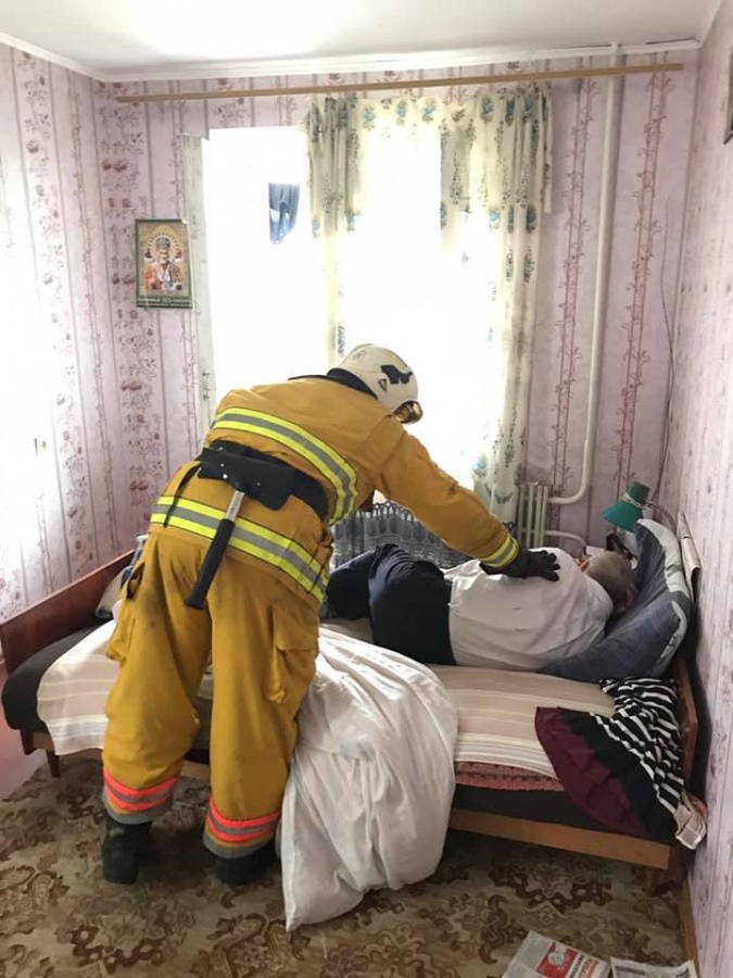 У Рівному під час сну ледь не згорів чоловік (+ФОТО)