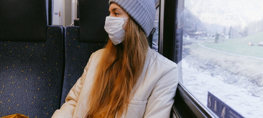 Локдаун в грудні відміняється, але в січні введуть "зимові канікули"