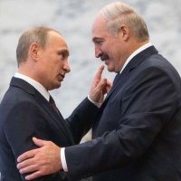 Самопроголошений президент Білорусі Олександр Лукашенко оголосив державним святом 17 вересня - день, коли у 1939 році радянські війська перейшли кордон Польщі після початку Другої світової війни
