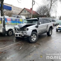 Потрійне зіткнення у Рівному: постраждали двоє водіїв та пасажирка