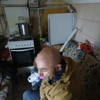 РІВНЯНИН ОБЛАШТУВАВ ВДОМА НАРКОЛАБОРАТОРІЮ ТА ВИГОТОВЛЯВ «МЕТАМФЕТАМІН»