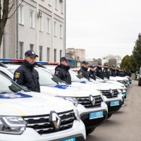 Автопарк поліції Рівненщини поповнився 23 службовими автомобілями
