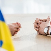 Нові миротворці та Путін у «конституційній пастці». Чого варті заклики до переговорів?