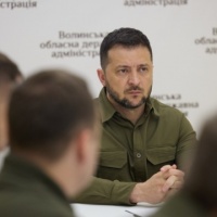 Зеленський у Луцьку провів нараду щодо ситуації на кордоні з Білоруссю