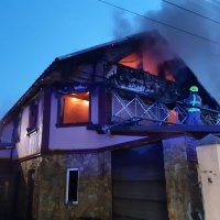 У Рівному горів будинок