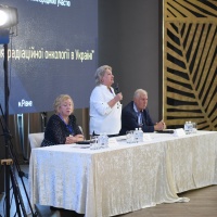 На Рівненщині зібралися онкологи із 19-ти областей України та з-за кордону