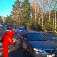 У Вараші рятувальники щодоби дезінфікують автомобілі (+ФОТО)